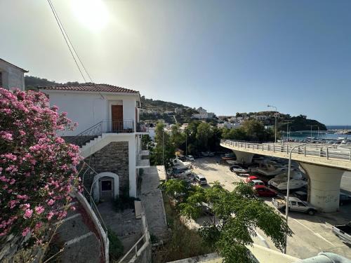 Evdilos House | The Icarian resort " Dourediko"