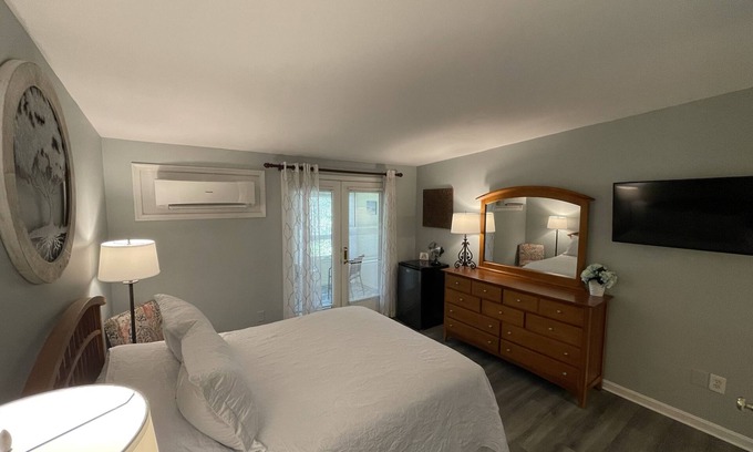 Frankford Bed & Breakfast | The Inn at Dirickson Creek - Room Four