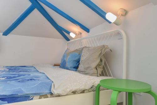 Lozenets Apartment | The Ivy House - A Cozy Attic near the City Center by Flat Mаnager