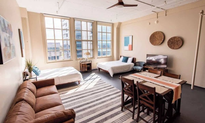 West Main Historic District Apartment | The Julep (Downtown Louisville)