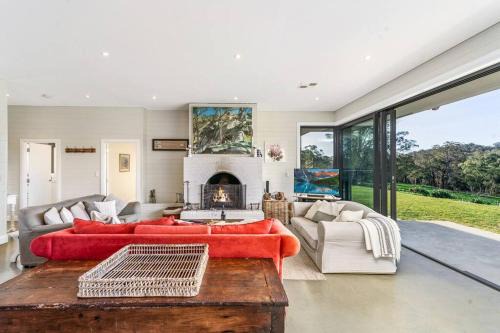 Brayton House | The Junction Canyonleigh. Idyllic Weekends