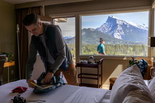 Banff Hotel | The Juniper Hotel & Bistro