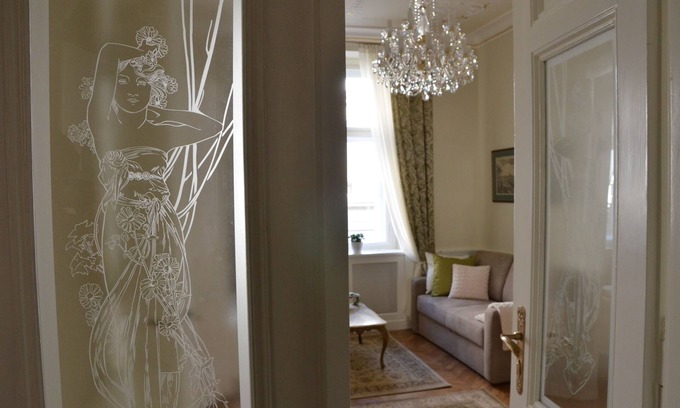 Prague 1 Apartment | The Karoline: Old World Charm In A 2 Bedroom 2 Bath Beauty By The Charles Bridge