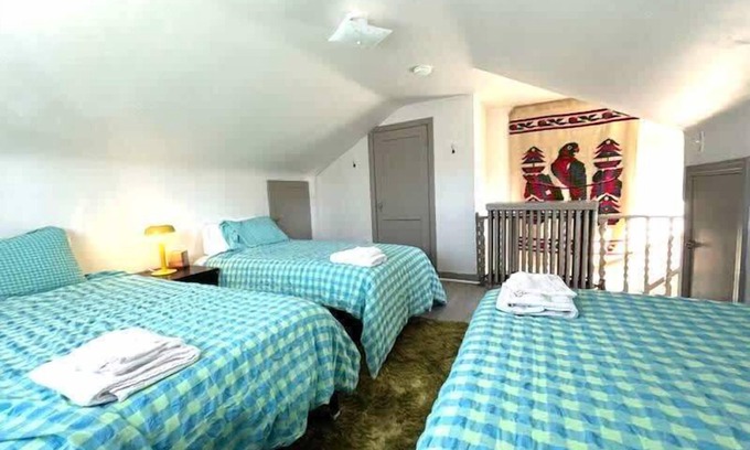 Duquesne Apartment | The Kennywood Suite - The Blue Racer Car