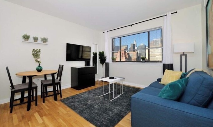 Peter Cooper Village Apartment | The Kips IV Vibe 8649