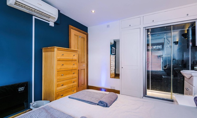 Knutsford Apartment | The Knutsford Townhouse
