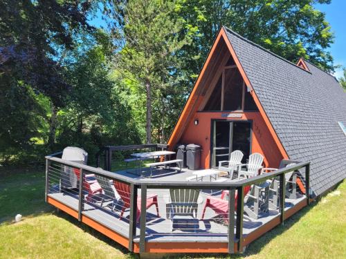 Frankfort House | The Koal-mine-inn - Great Location & Ac!