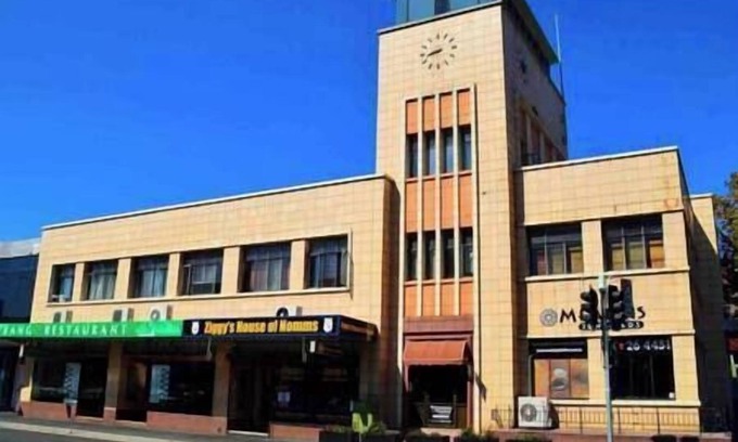 Wollongong CBD Apartment | The Kokopelli - Wollongong CBD - No Fees!, The Kokopelli Wollongong CBD-2 Bedroom + Parking