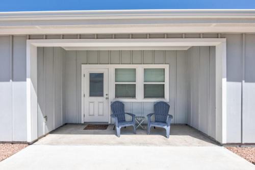 Safe Harbor House | The Lah De Dah SH302