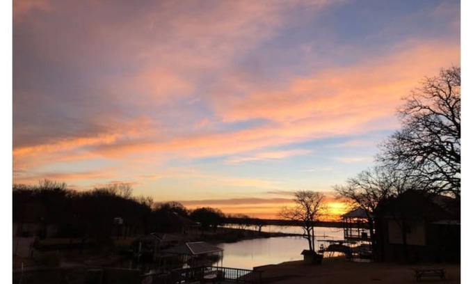 Azle House | The Lake House - Pappaw’s Place