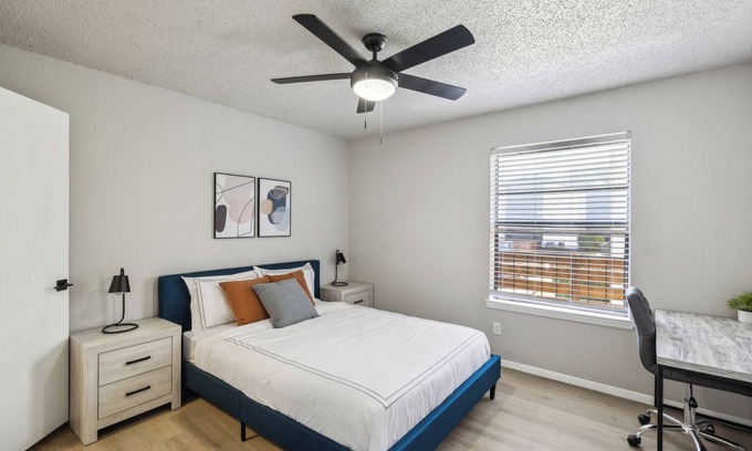 North Arlington Apartment | The Landry 255 | Spacious and Cozy 1 Bedroom 1bth