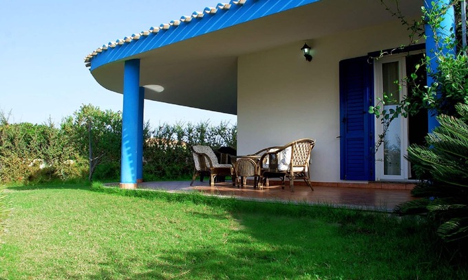 Calasetta House | The Lapwings