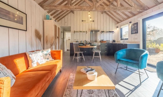 Bungay House | The Lavender Shack