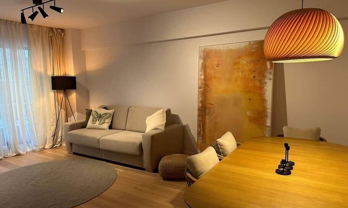 Sector 1 Apartment | The Level Sanctuary: Free Parking and Netflix