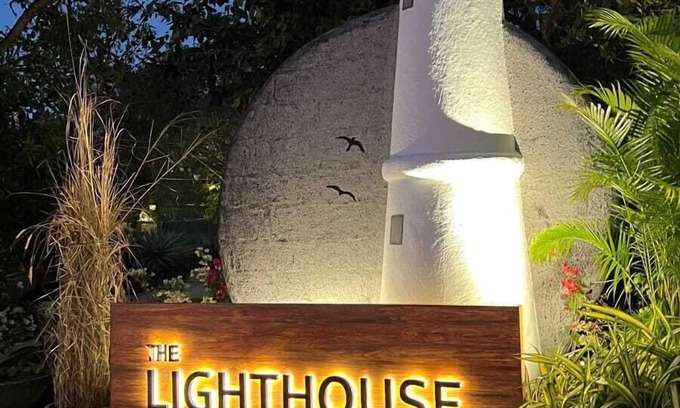 Uttan Villa | The Lighthouse