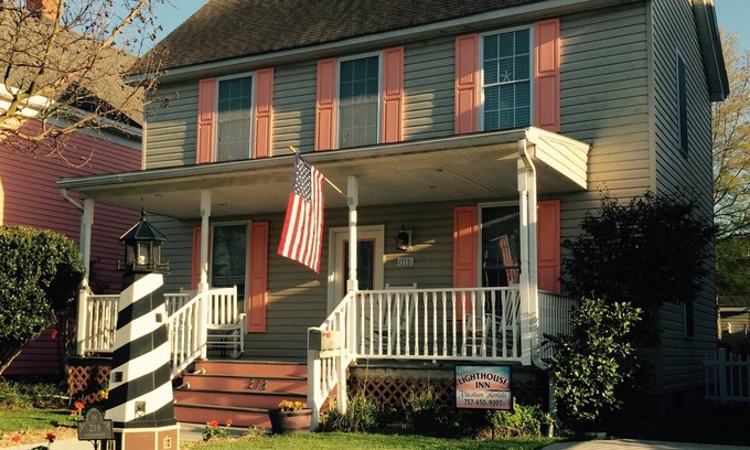 Cape Charles House | THE LIGHTHOUSE INN.Imagine Walking 2 Blocks And Having Your Feet In The Sand!