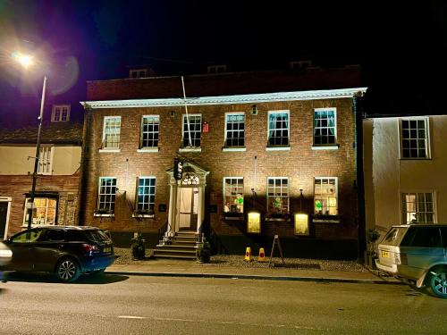 Needham Market Hotel | The Limes Bar and Hotel