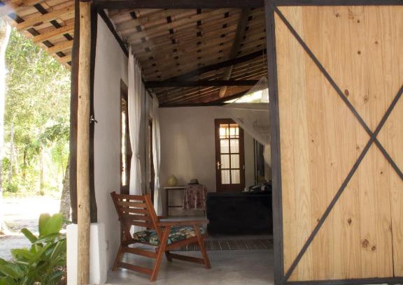 Santa Cruz Cabralia House | The Lion Cottage- Charming Studios