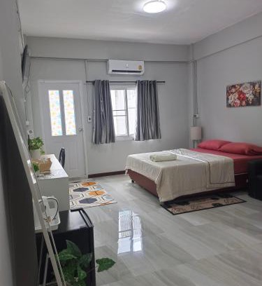 Rat Burana Apartment | The little home