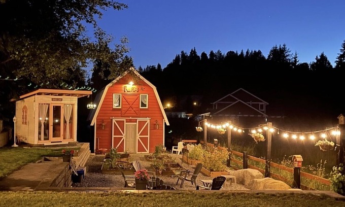 Mission House | The Little Red Barn