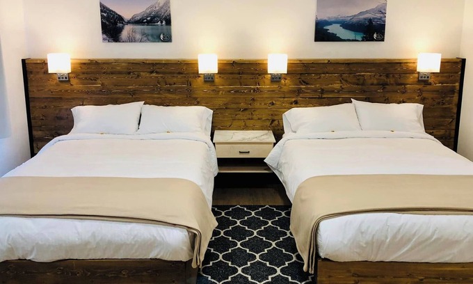 McLennan Hotel | The Lodge at Kimiwan