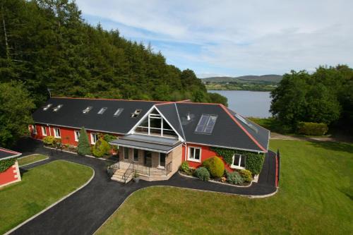 Lecemy Bed & Breakfast | The Lodge @ Harvey's Point
