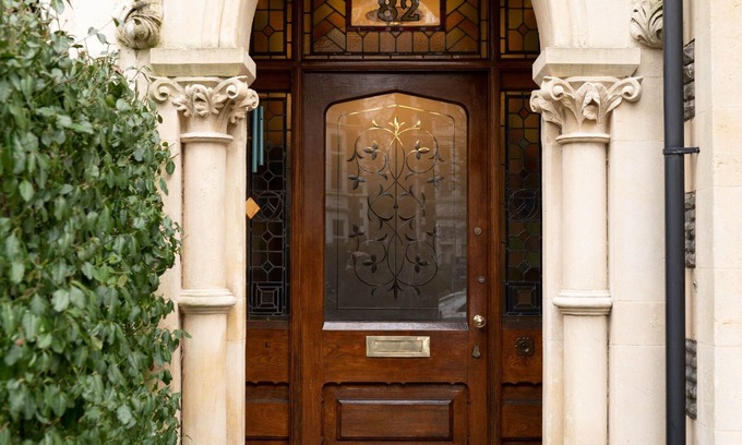 Pontcanna Apartment | The Loft 2BR Duplex, Central & Parking