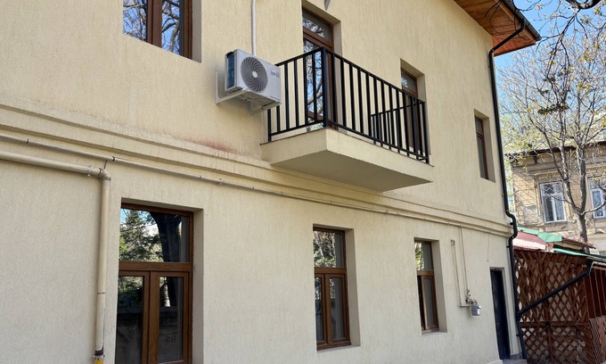 Bucharest Apartment | The Loft Gara de Nord