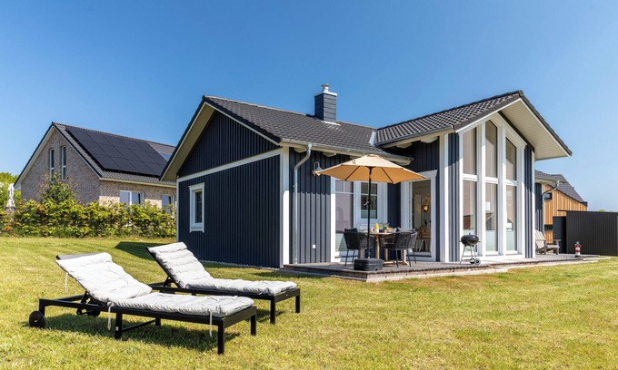 Hohwacht House | The "Lokki" vacation home invites you to linger, enjoy nature intensively and relax.
