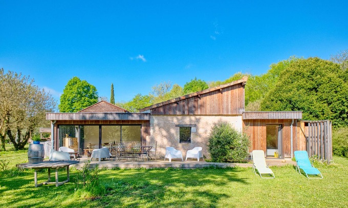 Saint-Astier House | The Longère of Astérius – Relaxing Stay in an Eco-Friendly Holiday Home in Saint-Astier