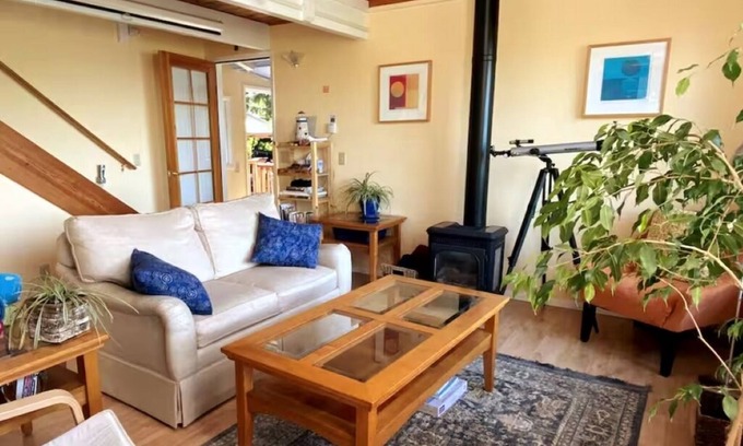 Anacortes House | The Long Bay Cabin with View and Sauna on Guemes Island