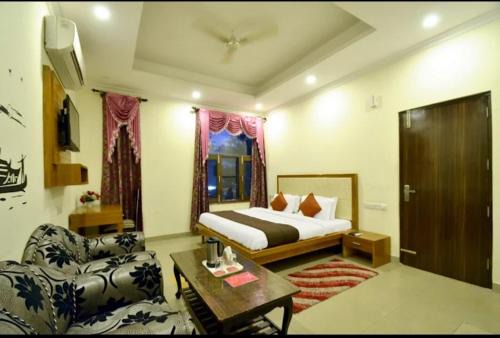 Chandigarh House | The Lotus Home