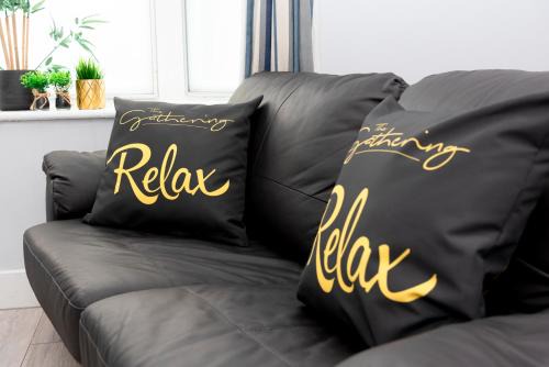 Wrexham Apartment | The Lower Gathering - Town Centre - Sleeps Up To 10