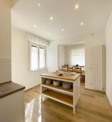Lido di Camaiore Apartment | The Luminosa