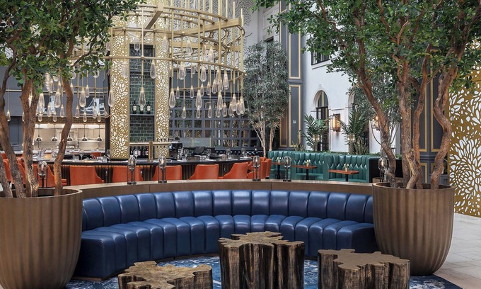 Central Business District Hotel | The Lytle Park Hotel, Autograph Collection