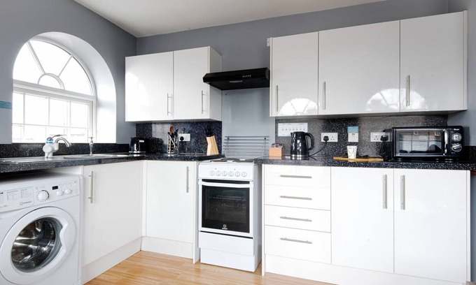 Wrexham Apartment | The Maelor - Berwyn House Central Wrexham