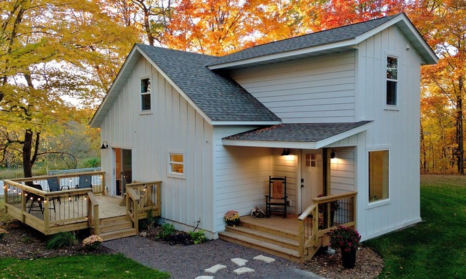 Isle House | The Malone Creek House