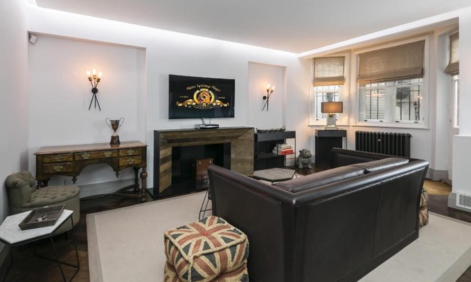 City of Westminster Apartment | The Marlborough Suite