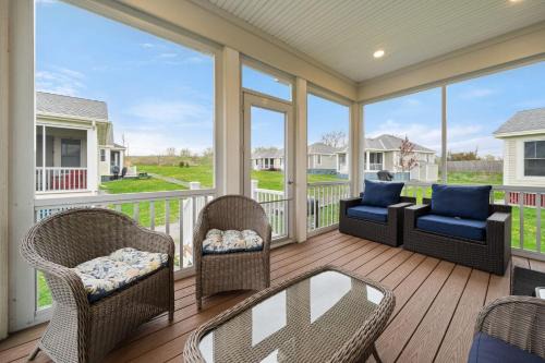 Cherry Valley House | The Merlin - 61 Butternut