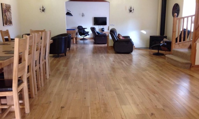 Alberbury Cottage | The Mill House - sleeps 12 guests in 6 bedrooms