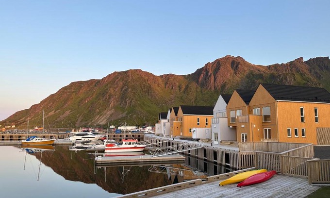 Ballstad Apartment | The Modern Fisherman Cabin Lofoten