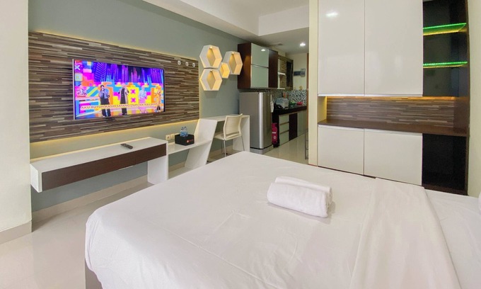 Hegarmanah Apartment | The Modern Studio Room At Beverly Dago Apartment