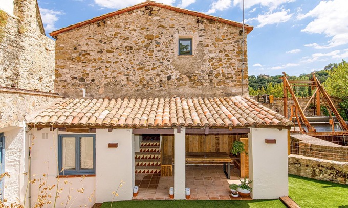 Besalu Cottage | The Molí de Besalú (House with garden)