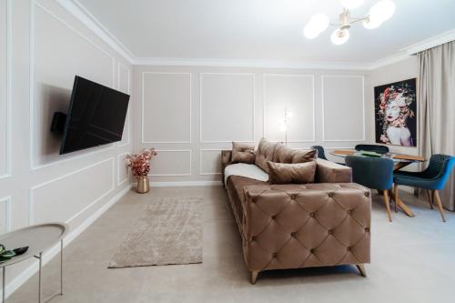 Suceava County Apartment | The Monarch Residential 10