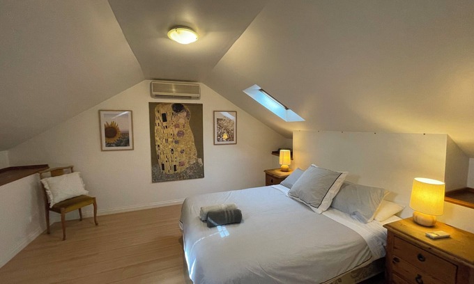 South Fremantle Apartment | The Morgano's Star - stylish one bed apartment in South Fremantle
