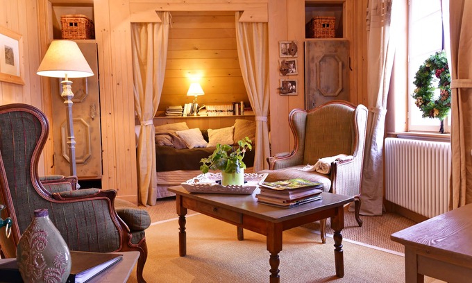La Vancelle Apartment | The Mountain Hiker* - View and garden terrace. Privileged environment.