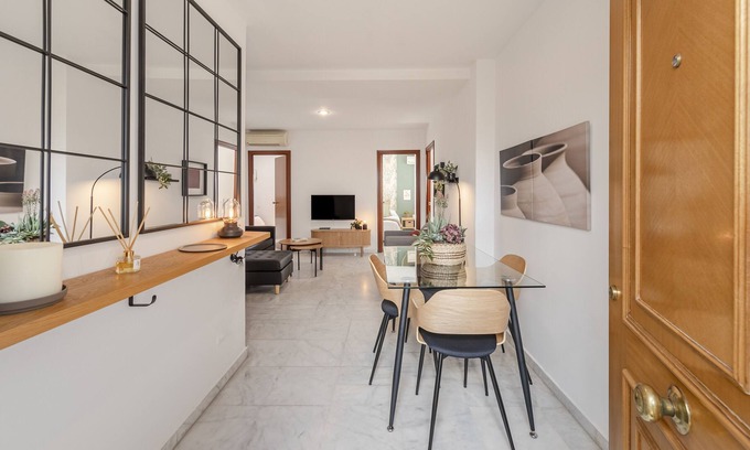 Encarnacion-Regina Apartment | The Mushrooms, Heart of Seville. Views of La Giralda
