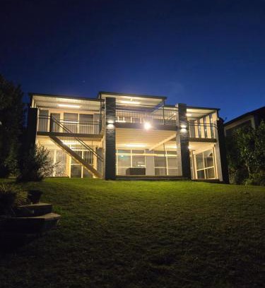 Mannering Park House | The Nautilus at Lake Macquarie
