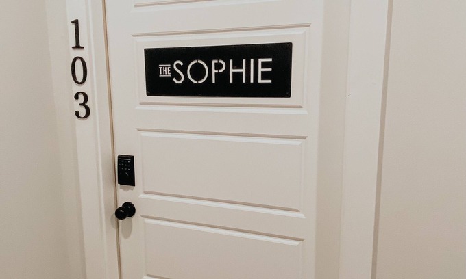 Dodge City Apartment | The New Premiere Downtown Luxury Loft, The Sophie