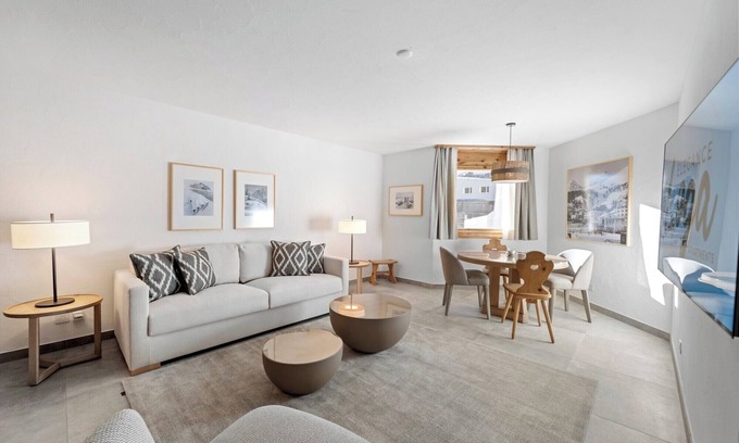 St. Moritz Apartment | The newly renovated holiday flat "Abitaziun Caspar Badrutt 302" in St.